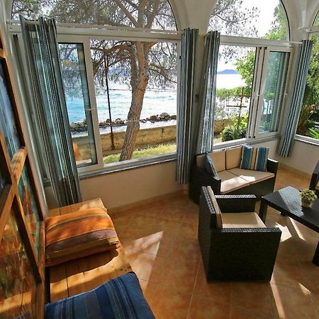 Seafront Beach Apartment - Directly At The Beach Zadar Bagian luar foto