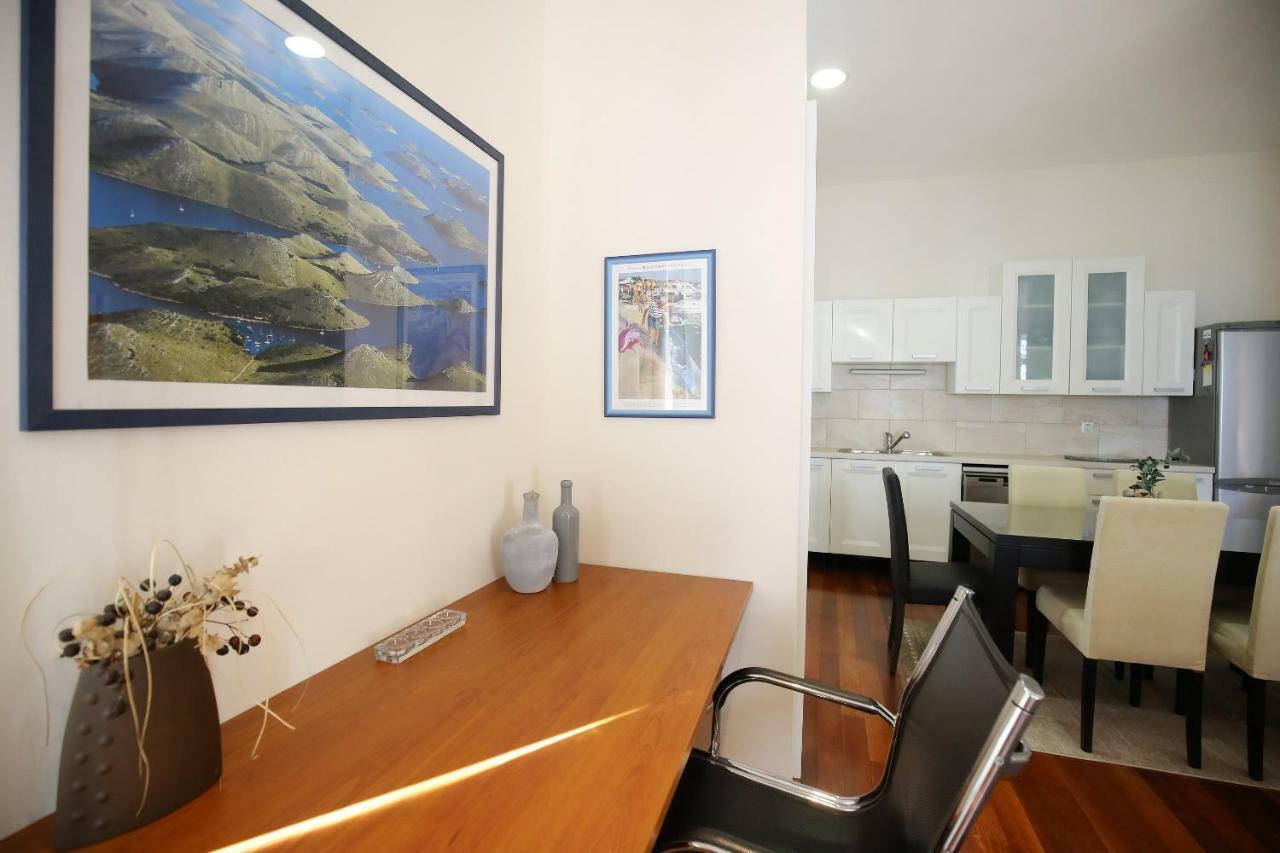 Seafront Beach Apartment - Directly At The Beach Zadar Bagian luar foto
