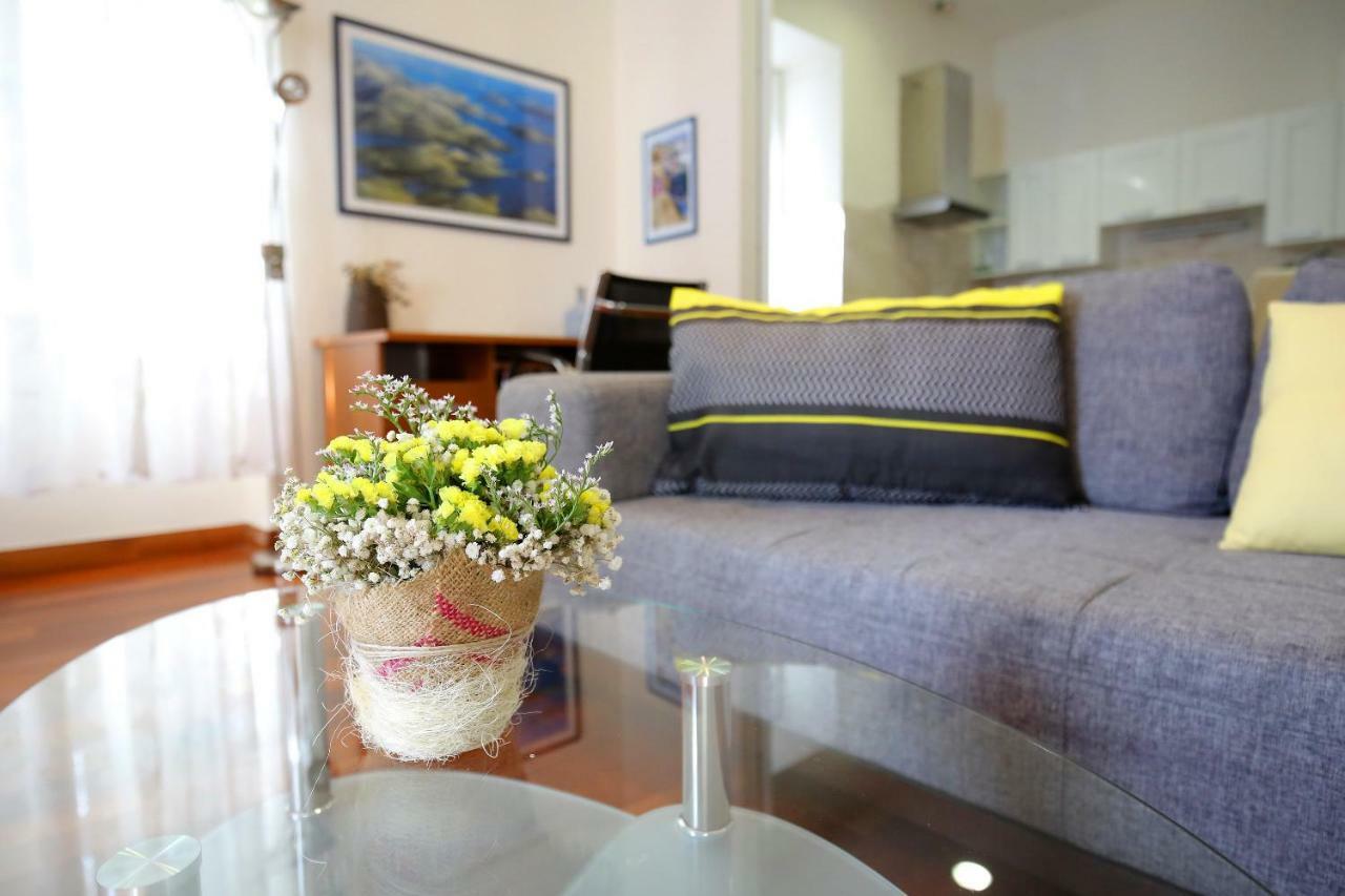 Seafront Beach Apartment - Directly At The Beach Zadar Bagian luar foto