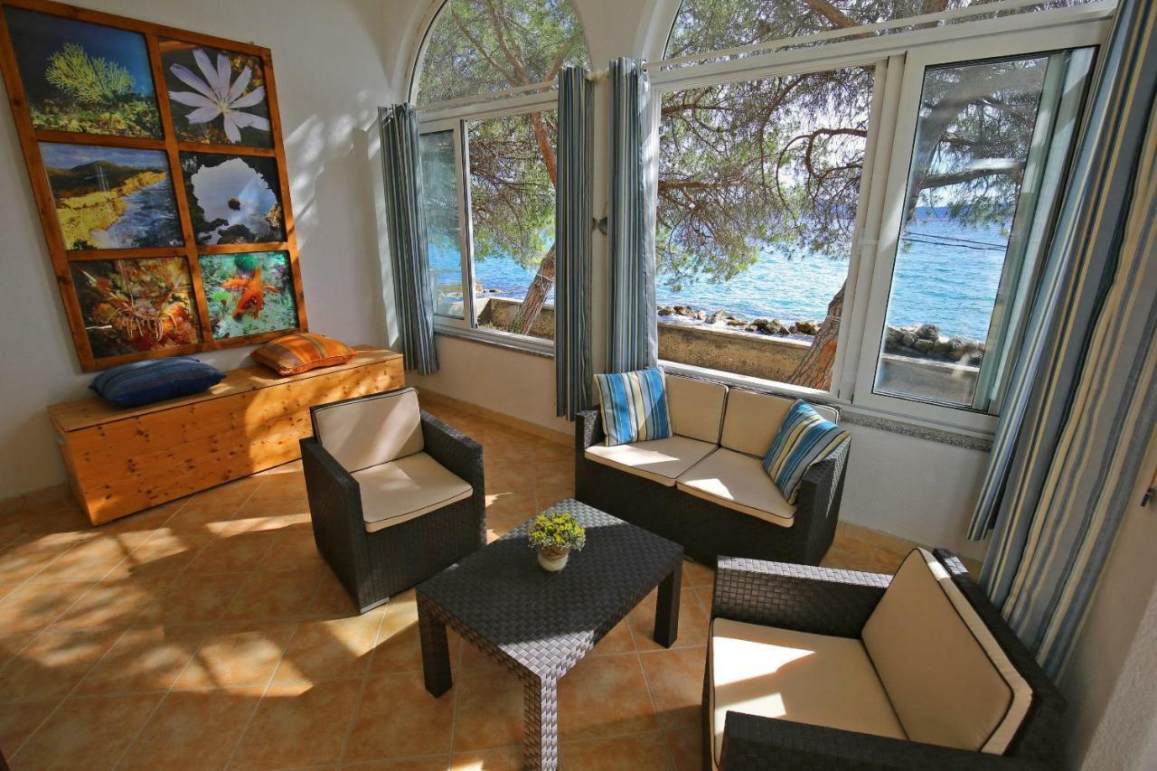Seafront Beach Apartment - Directly At The Beach Zadar Bagian luar foto
