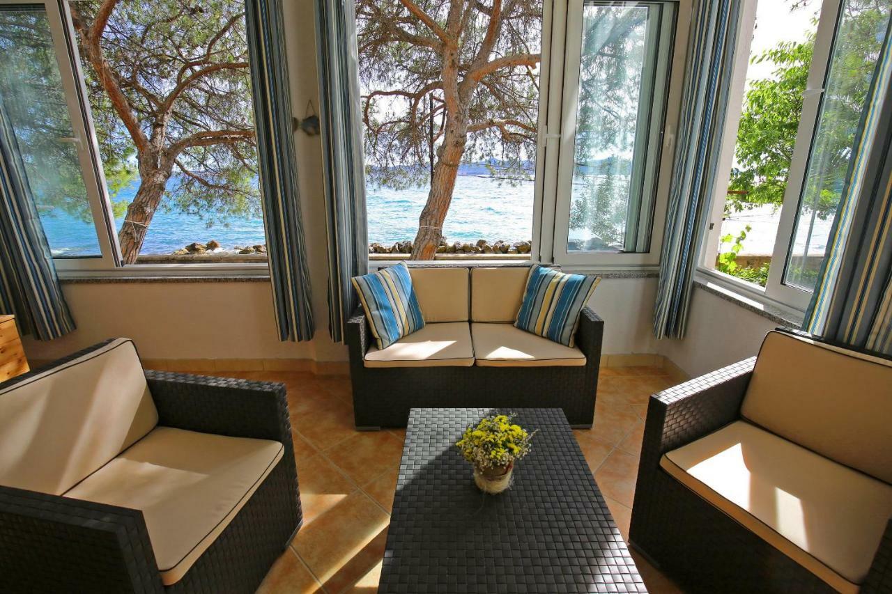 Seafront Beach Apartment - Directly At The Beach Zadar Bagian luar foto