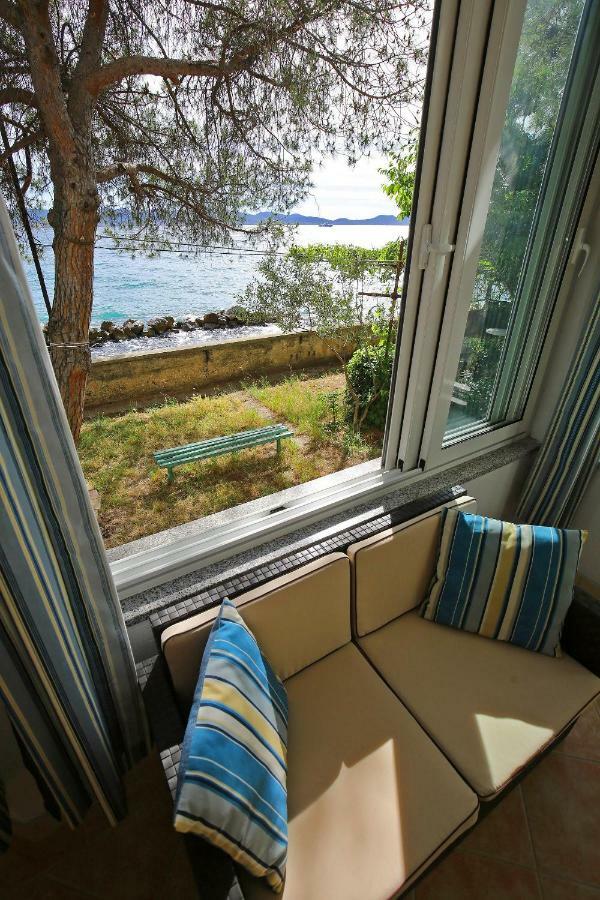 Seafront Beach Apartment - Directly At The Beach Zadar Bagian luar foto